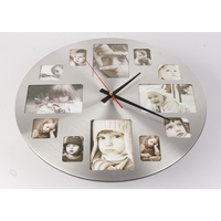Nástěnné hodiny s fotorámečky