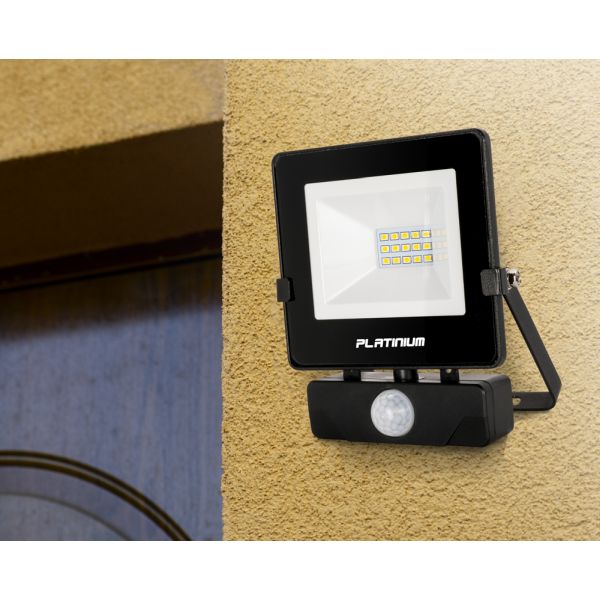 Platinium LED úsporný reflektor s detektorom pohybu 10 W BL2S10A1-B6