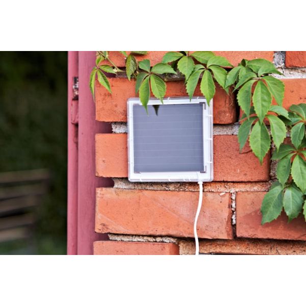 Solární nástěnné světlo